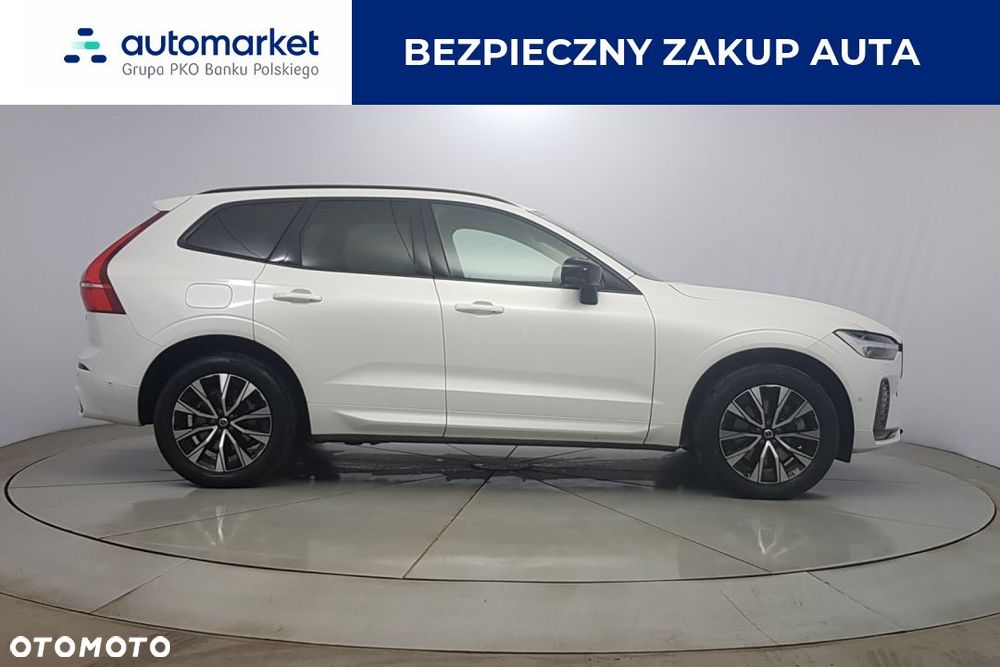 Volvo XC 60 B5 D AWD Plus Dark - 8