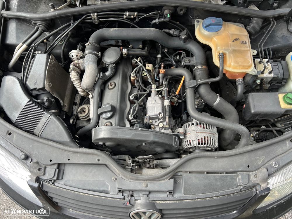 VW Passat Variant 1.9 TDi Confortline - 9