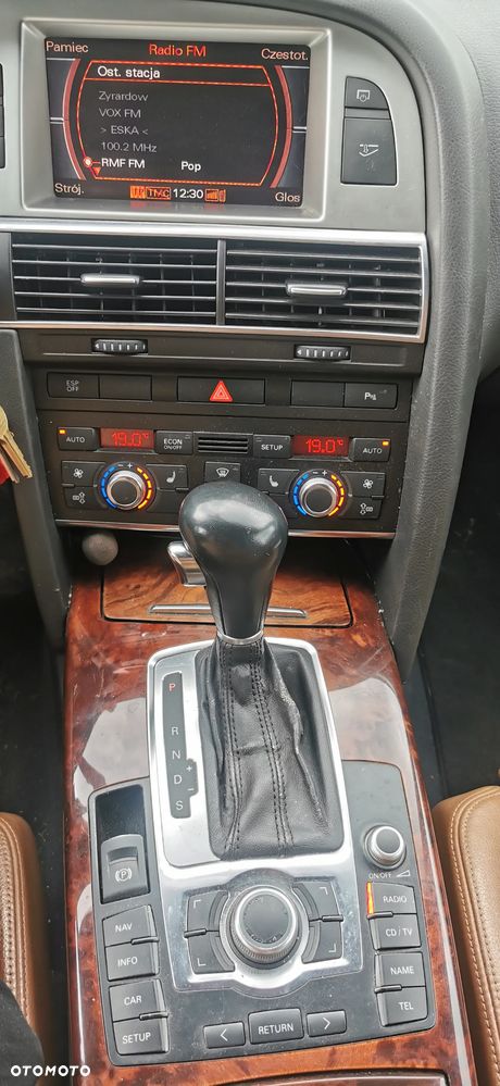 Audi A6 Avant 3.0 TDI DPF quattro tiptronic - 13