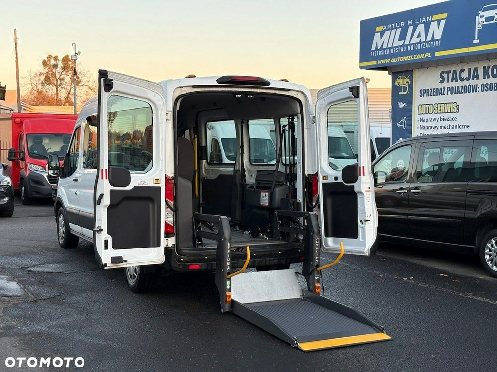 Ford Transit - 1