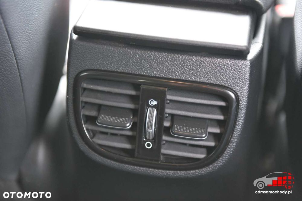 Kia XCeed - 39