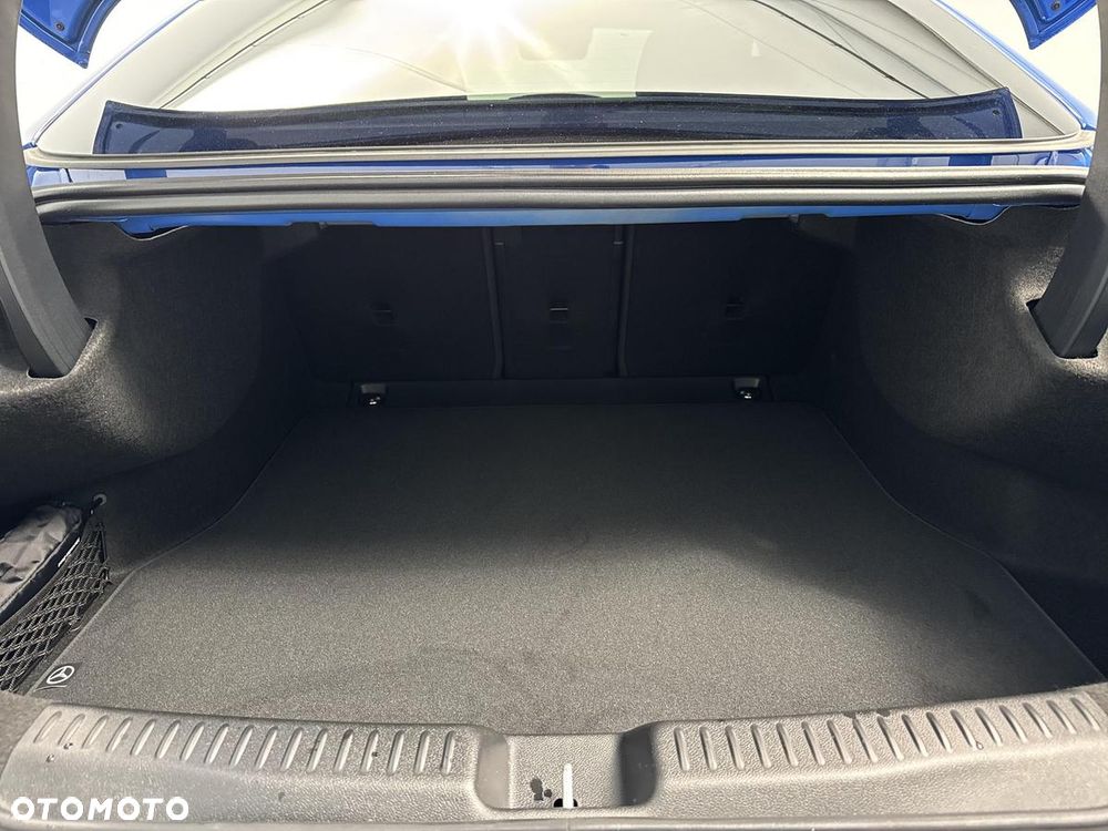 Mercedes-Benz CLA 200 mHEV 8G-DCT - 22