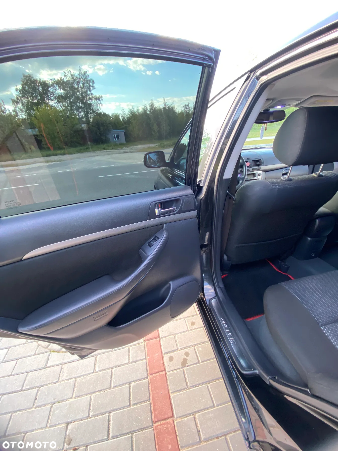 Toyota Avensis 1.8 VVT-i - 21