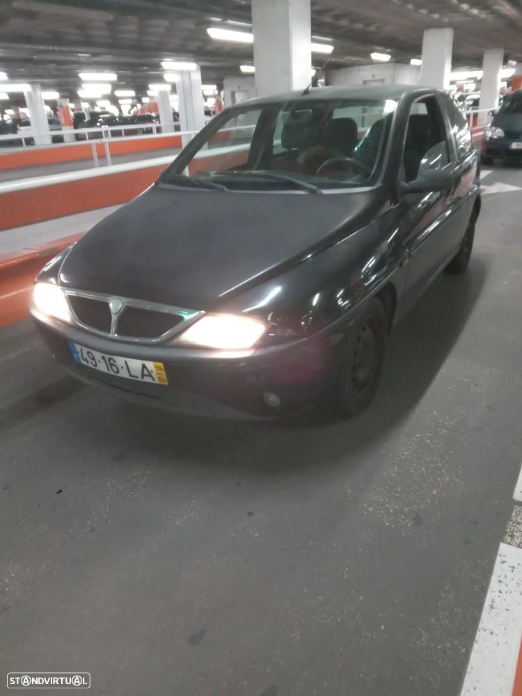 Lancia Y 1.2 LS - 2
