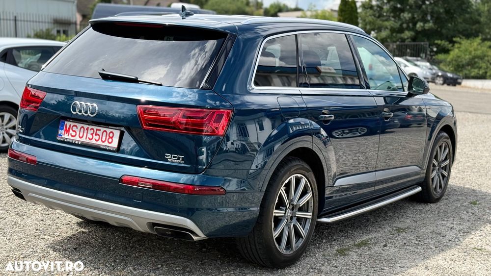 Audi Q7 3.0 TFSI Quattro Tiptronic - 5