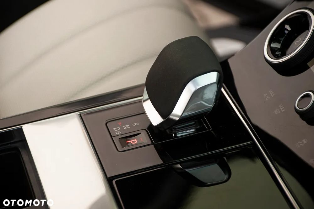 Land Rover Range Rover Velar P250 R-Dynamic S - 27