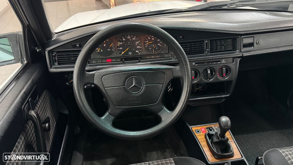 Mercedes-Benz A 190 - 21