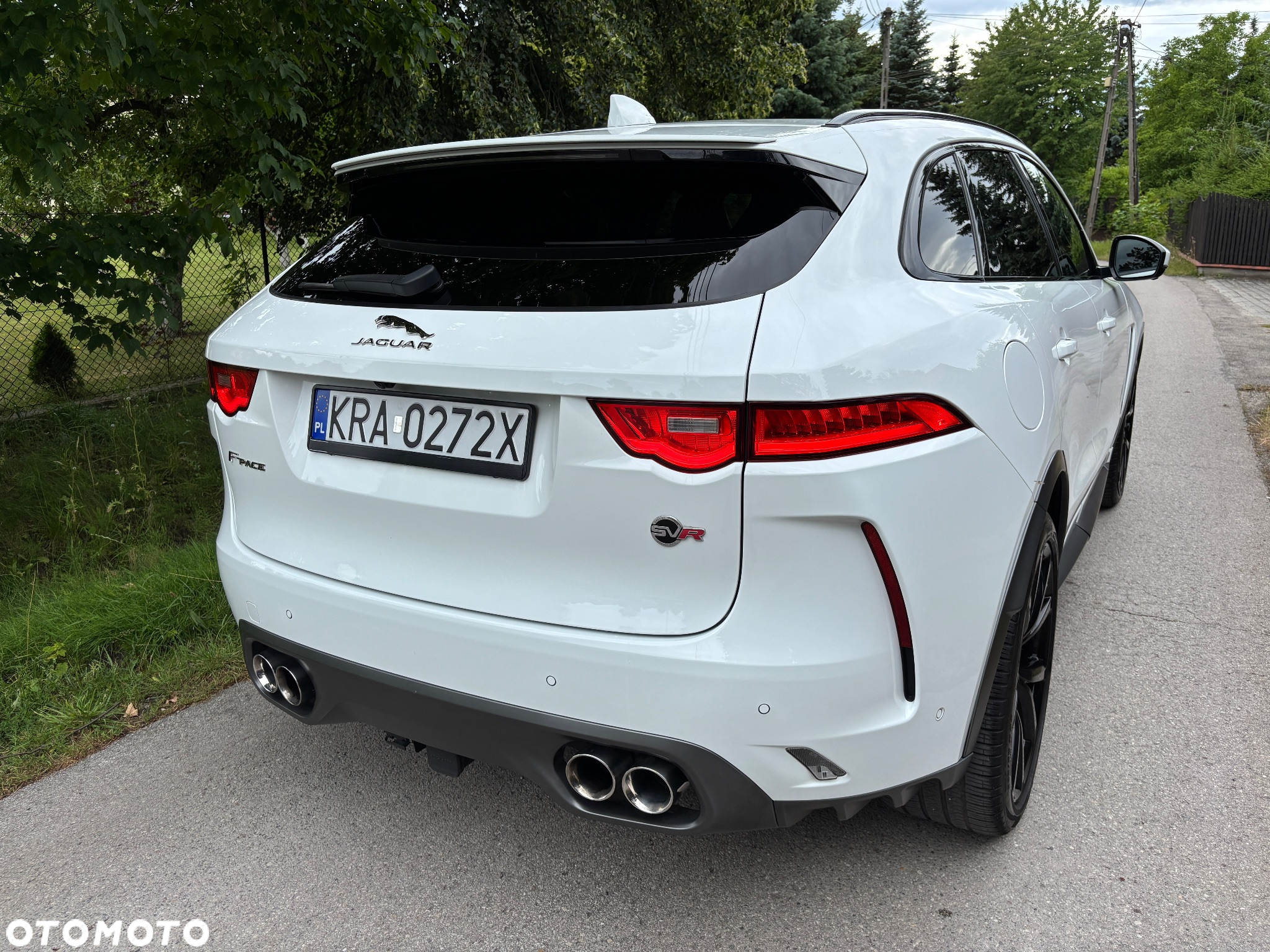 Jaguar F-Pace 5.0 V8 P550 AWD SVR - 3