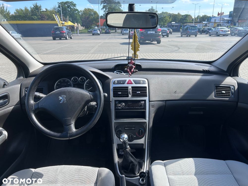 Peugeot 307 1.6 XR - 5