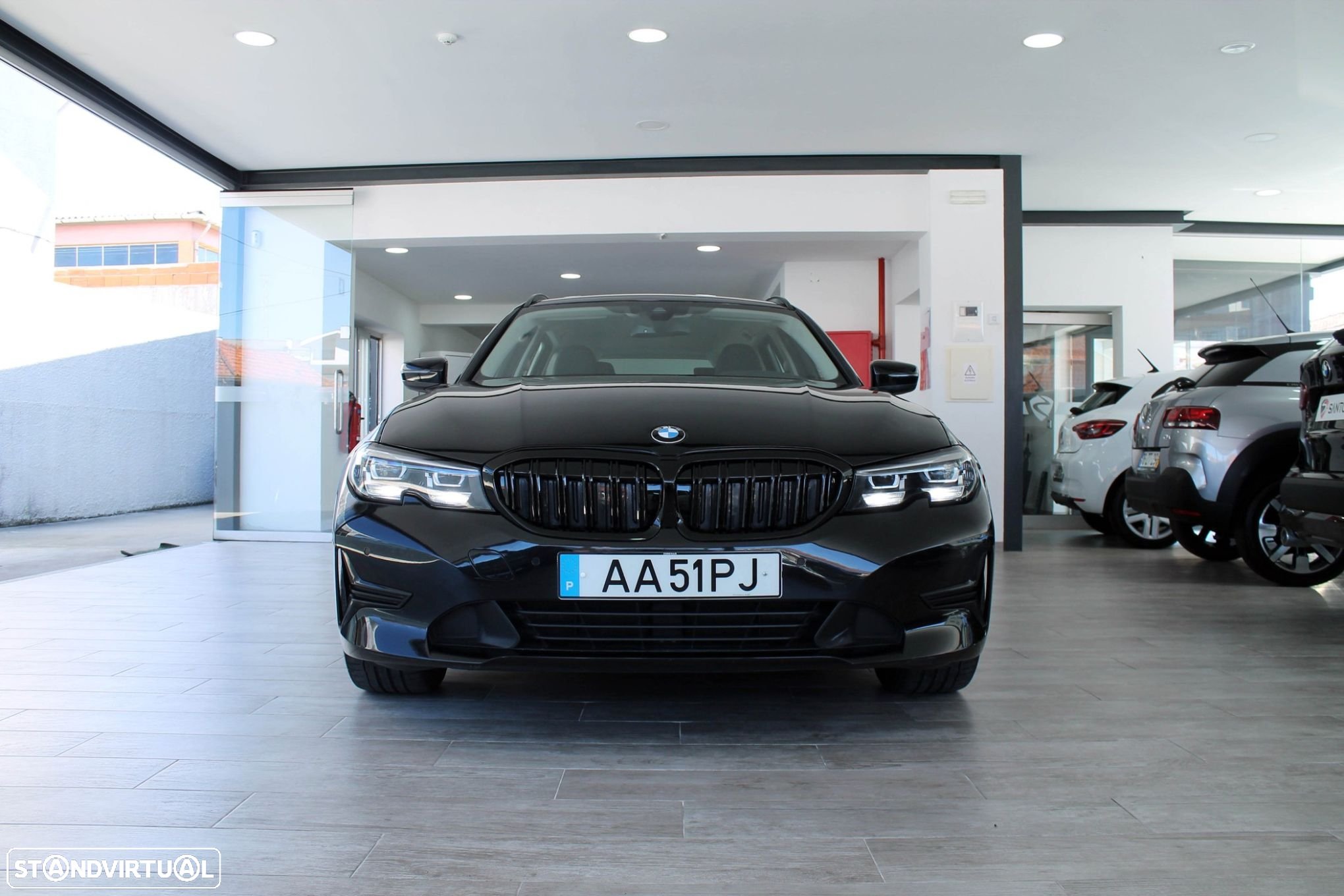 BMW 318 d Touring Auto - 3