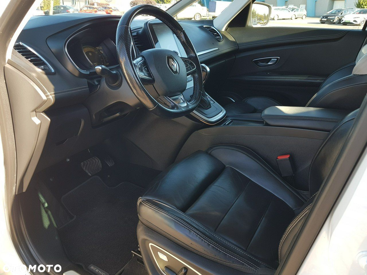 Renault Scenic ENERGY dCi 160 EDC INITIALE PARIS - 11