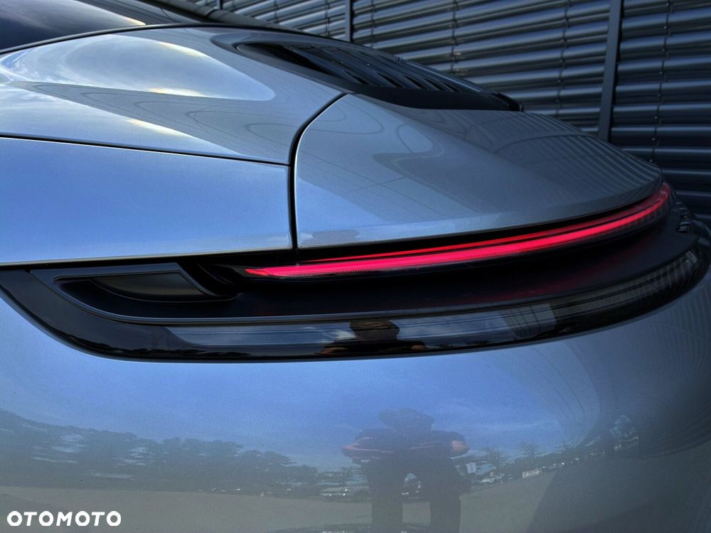 Porsche 911 - 18