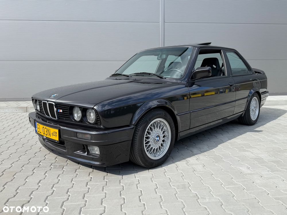 BMW Seria 3 325i - 2