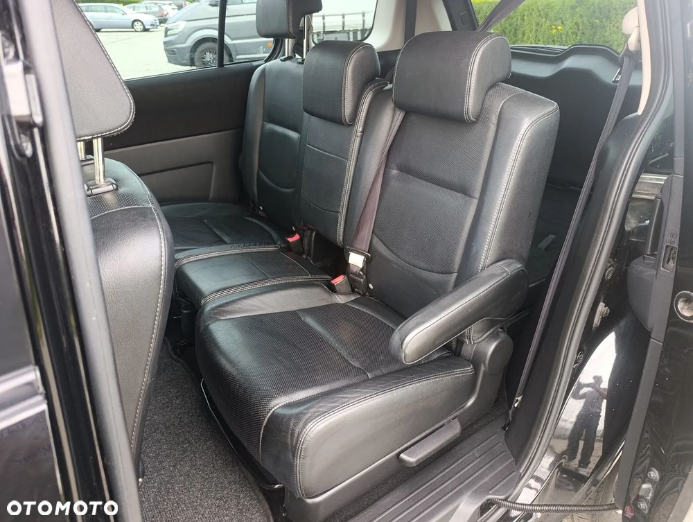 Mazda 5 2.0 Exclusive + - 12
