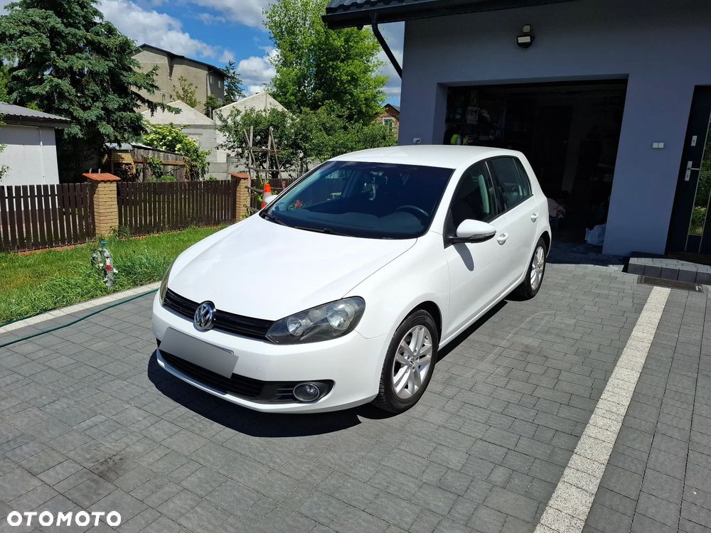 Volkswagen Golf 1.6 Trendline - 1