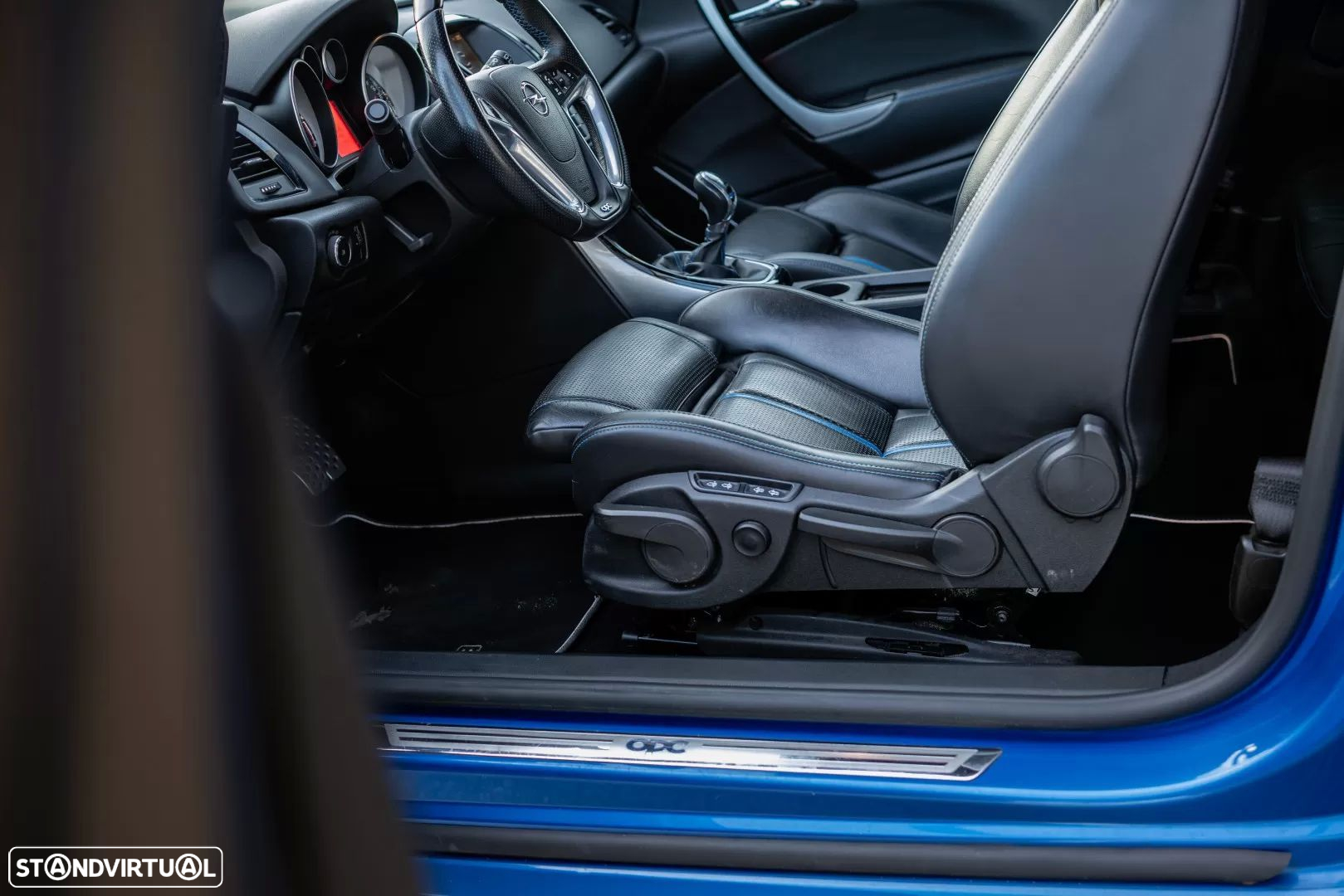Opel Astra GTC OPC 2.0 T - 30