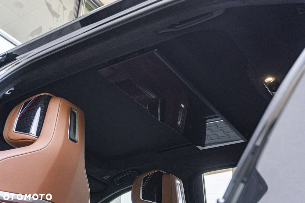 BMW Seria 7 - 27