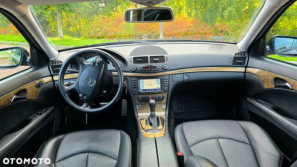 Mercedes-Benz Klasa E - 9
