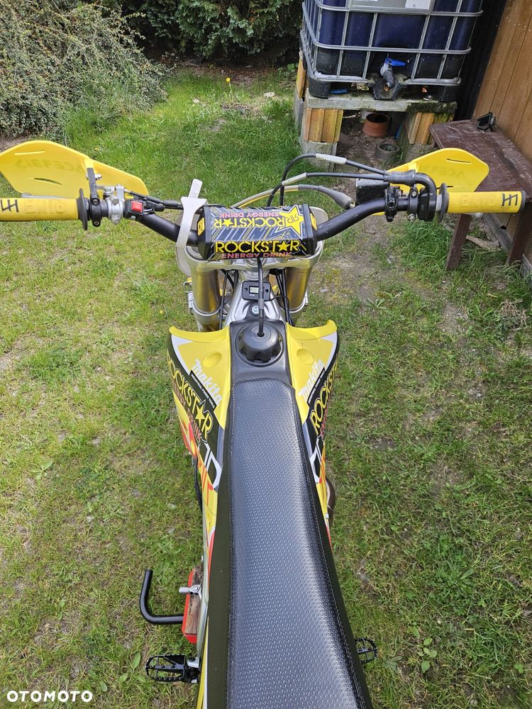 Suzuki RM-Z - 3