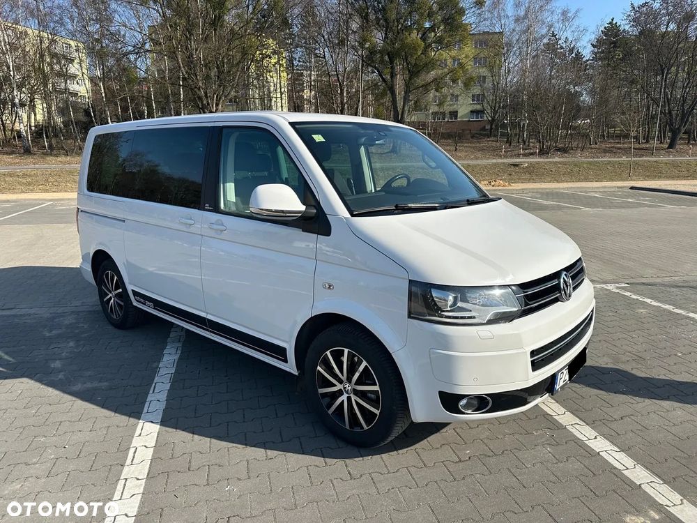 Volkswagen Multivan - 1