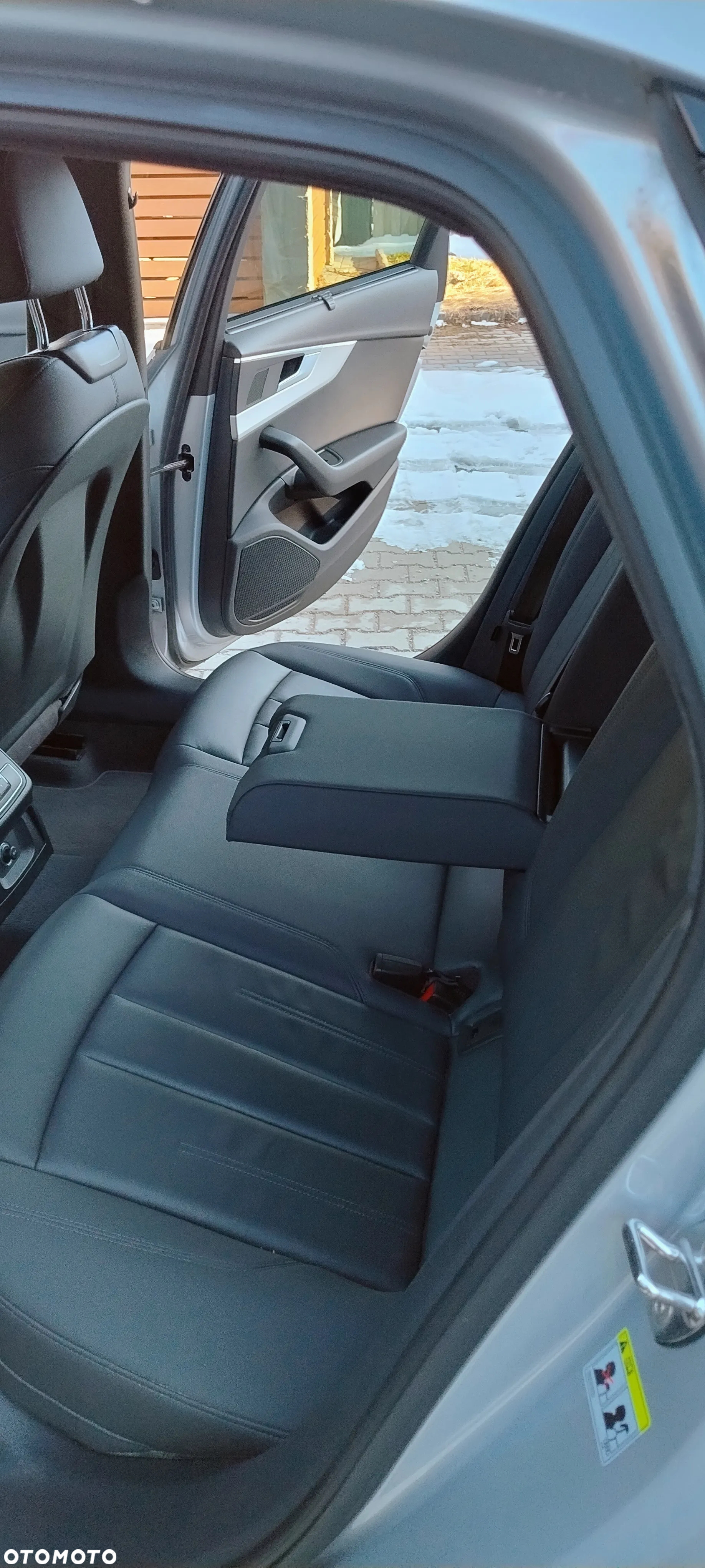 Audi A4 40 TDI S tronic S line - 15