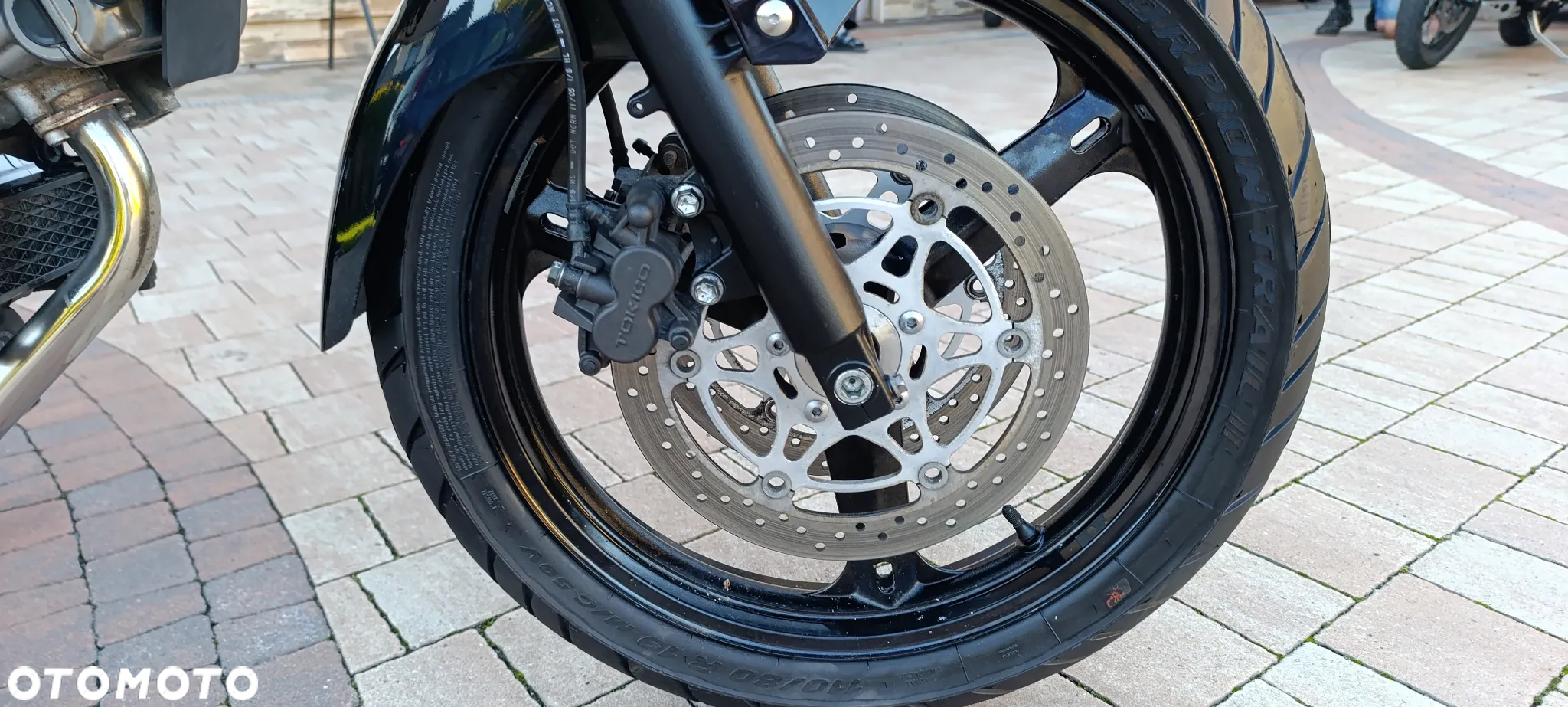 Suzuki V-STROM - 27