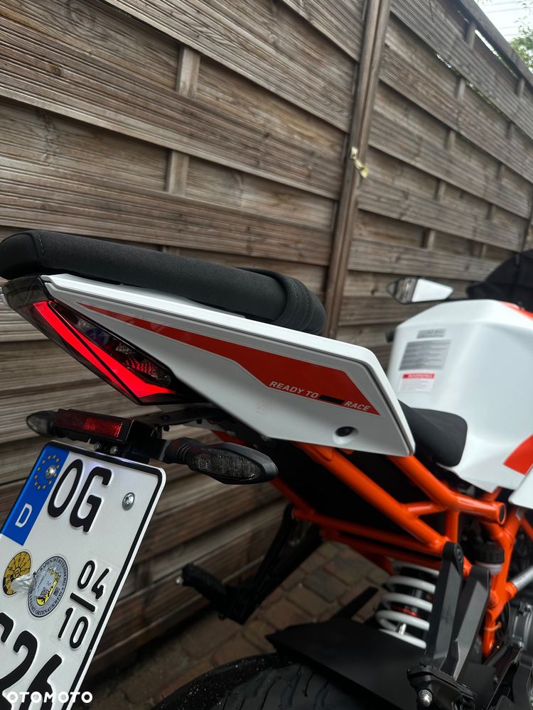 KTM RC 125 - 10