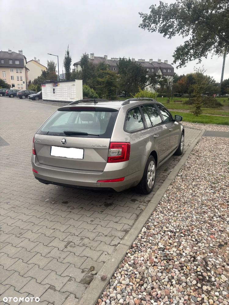 Skoda Octavia 1.6 TDI Elegance - 6