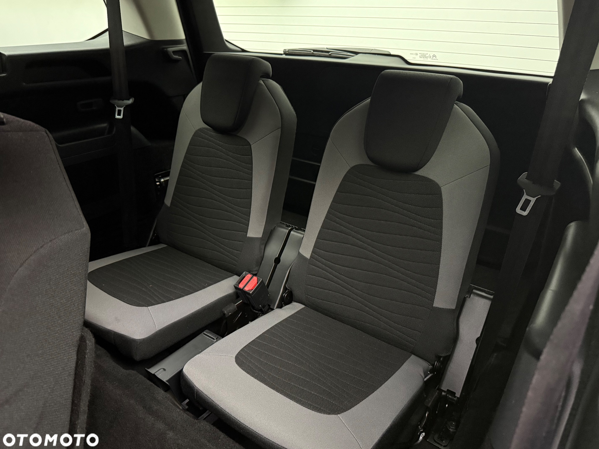 Citroën C4 Grand Picasso e-HDi 115 Intensive - 27