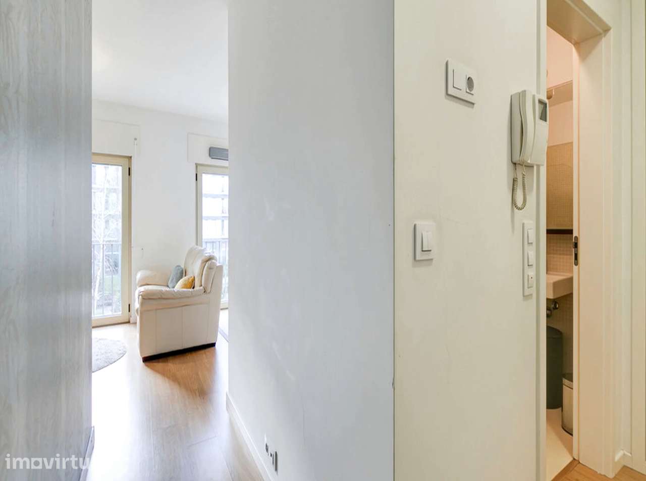 Apartamento T0 com ar condicionado em Lisboa - Grande imagem: 3/21