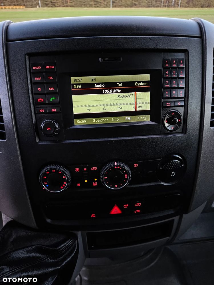 Volkswagen CRAFTER - 23