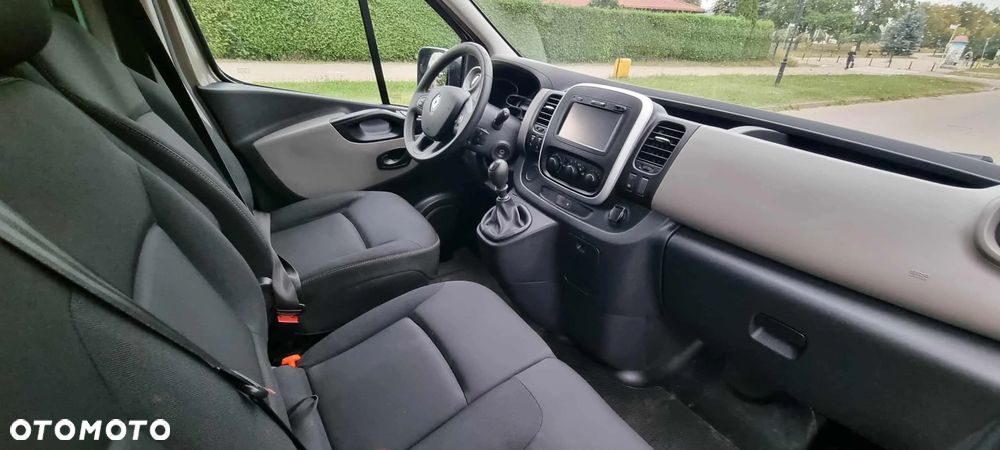 Renault Trafic - 11
