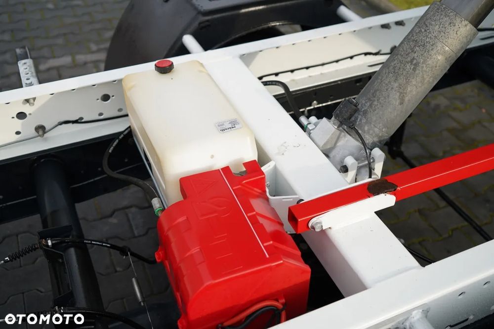 Iveco DAILY 35-140 / WYWROTKA / BRYGADÓWKA / BLIŹNIAK / MANUAL / 6 MIEJSC / - 12