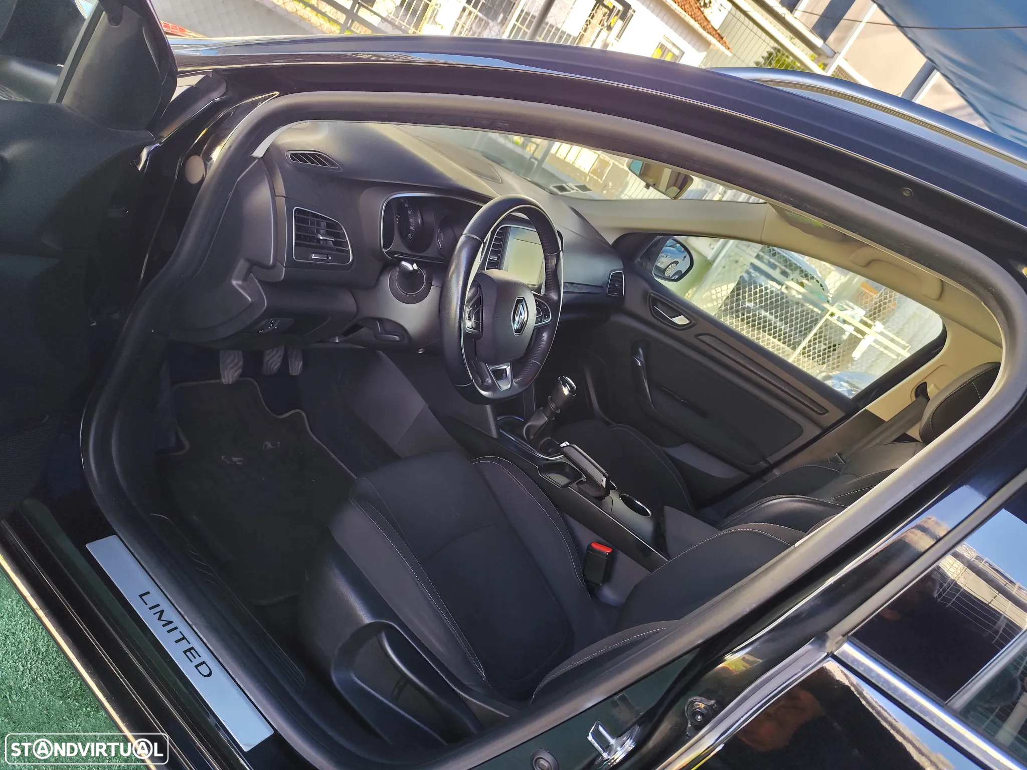 Renault Mégane Sport Tourer 1.5 Blue dCi Limited - 23