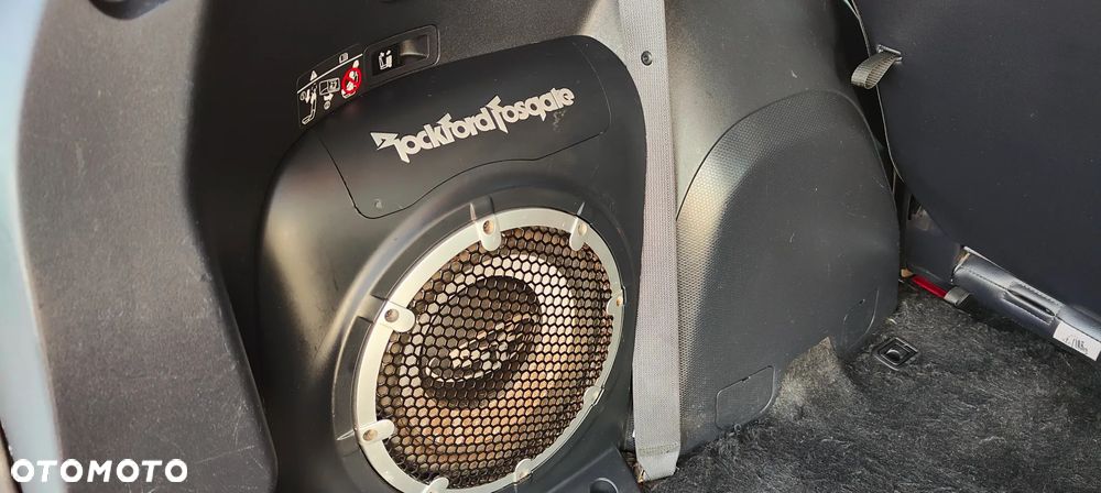 Mitsubishi Outlander 2.4 4WD CVT Intense - 25