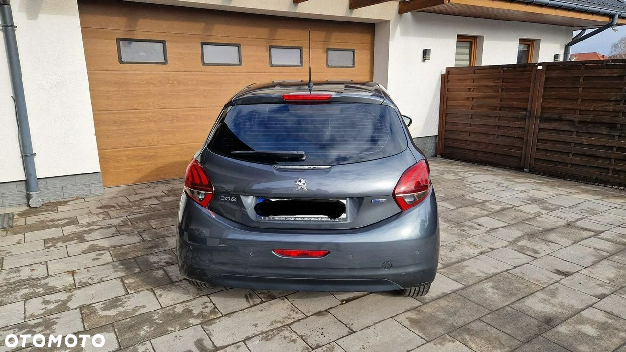 Peugeot 208 - 3