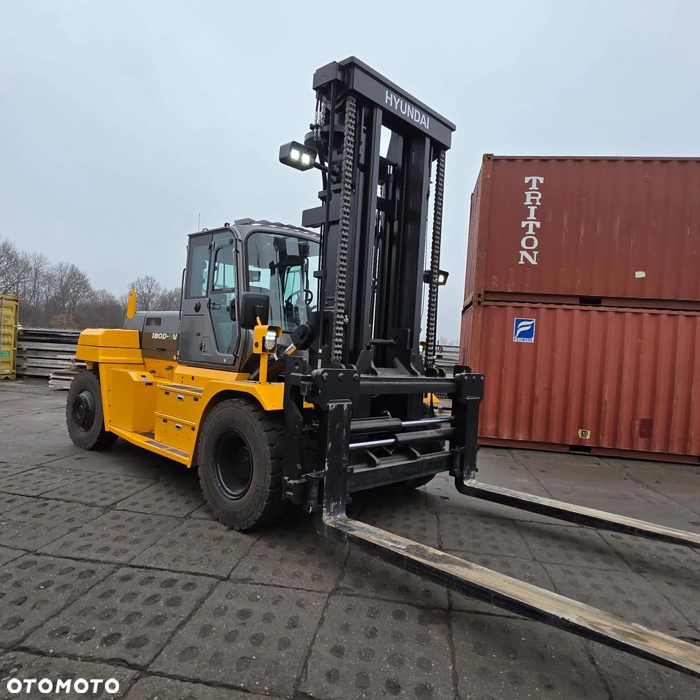 Hyundai 180D-9V - 1