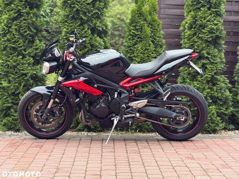 Triumph Street Triple - 8