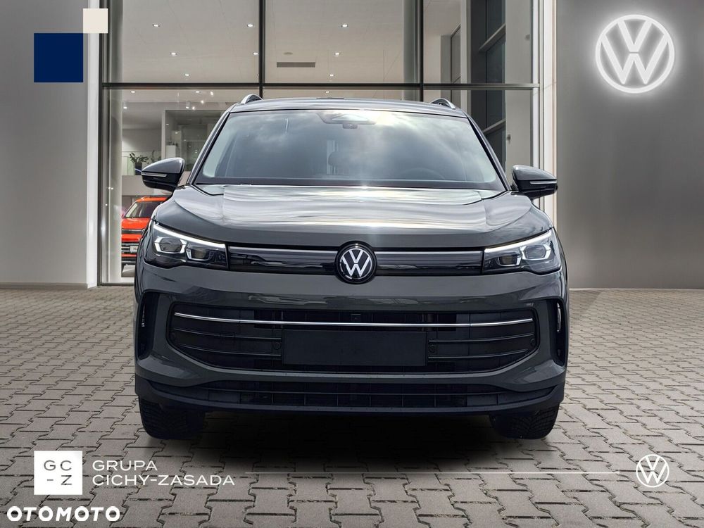 Volkswagen Tiguan - 5