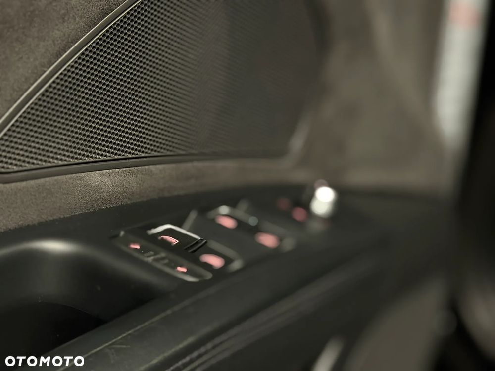 Audi A8 - 14