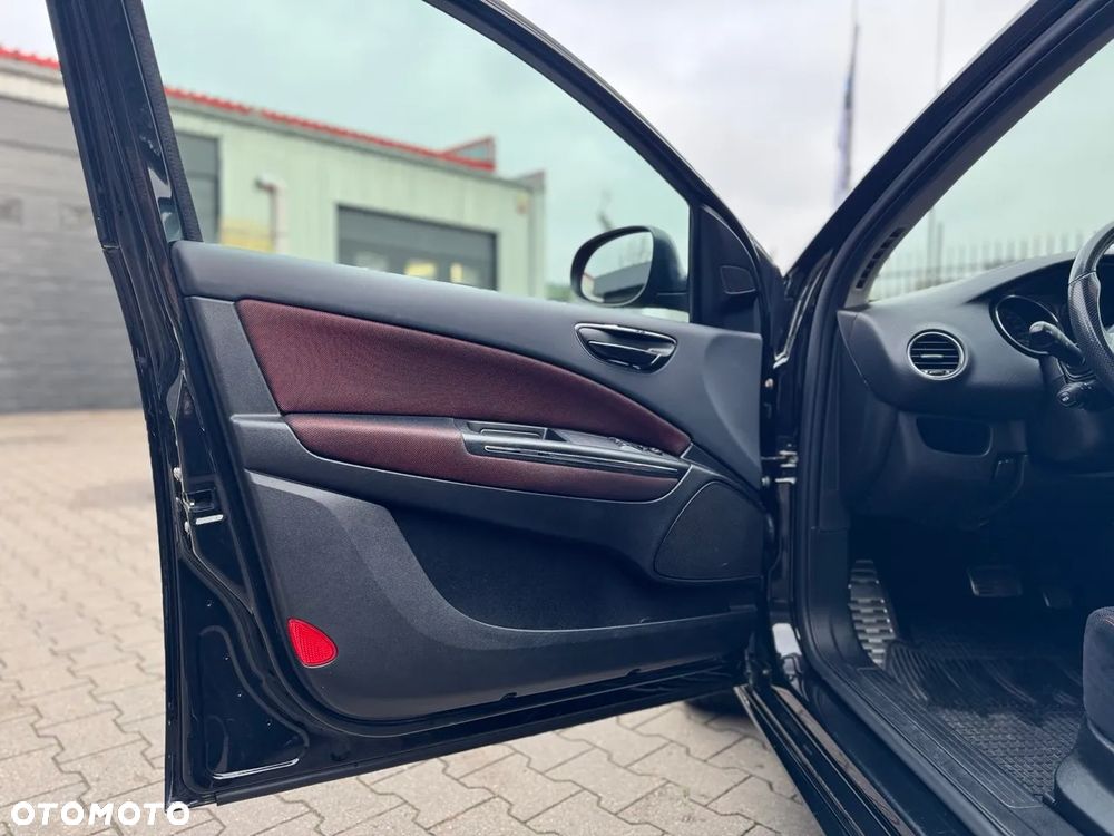 Fiat Bravo 1.6 Multijet 16V Dynamic Euro5 - 19