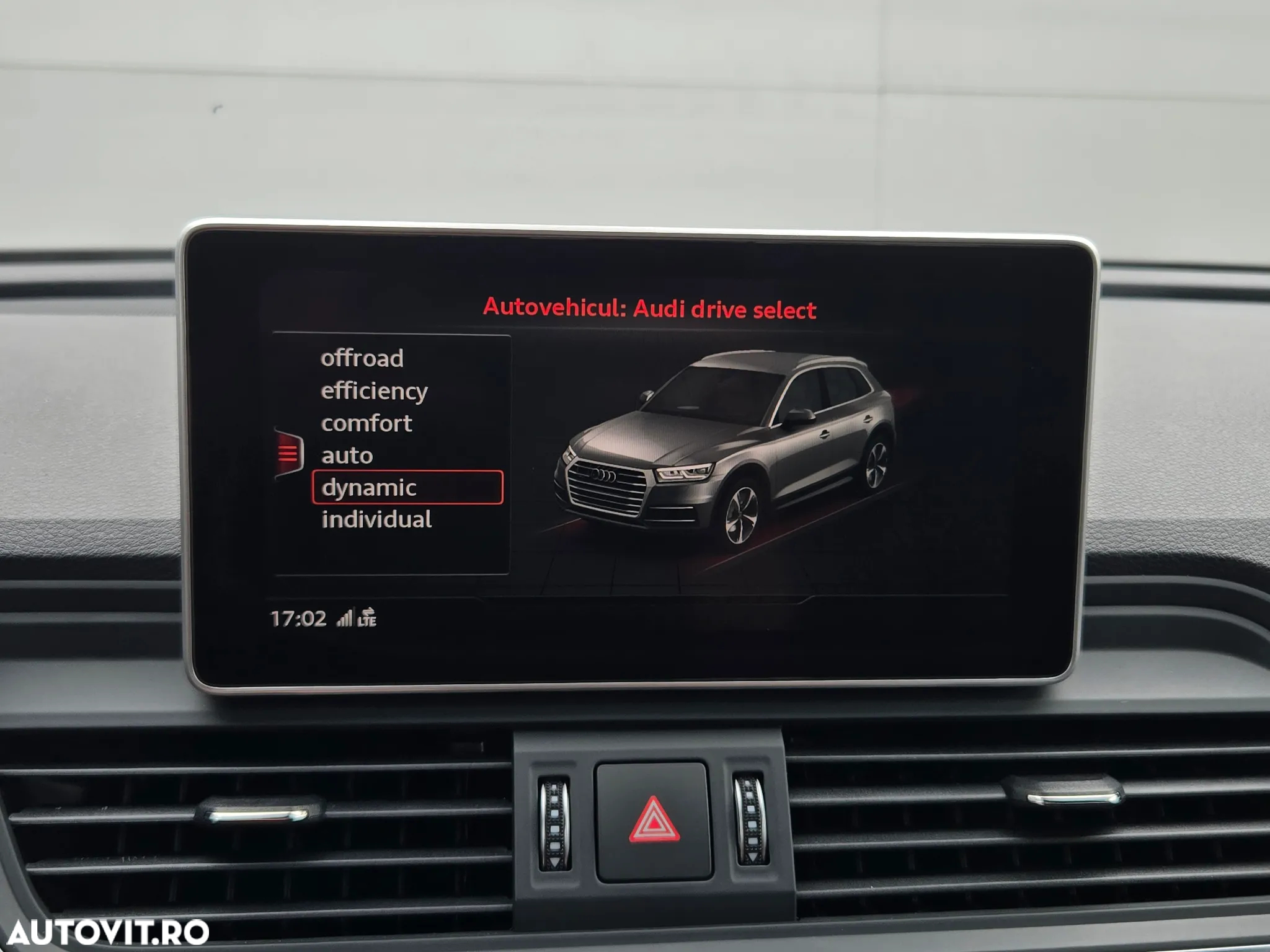 Audi Q5 40 TDI quattro S tronic sport - 14