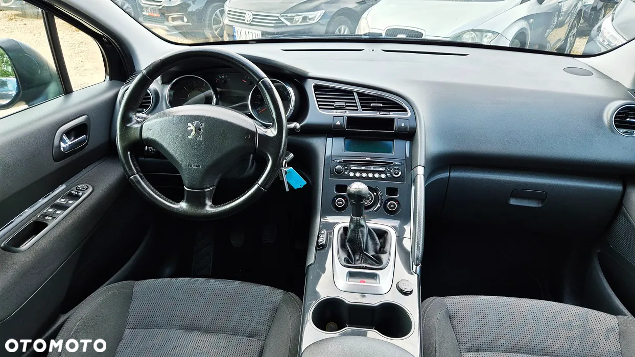 Peugeot 3008 1.6 Premium - 35