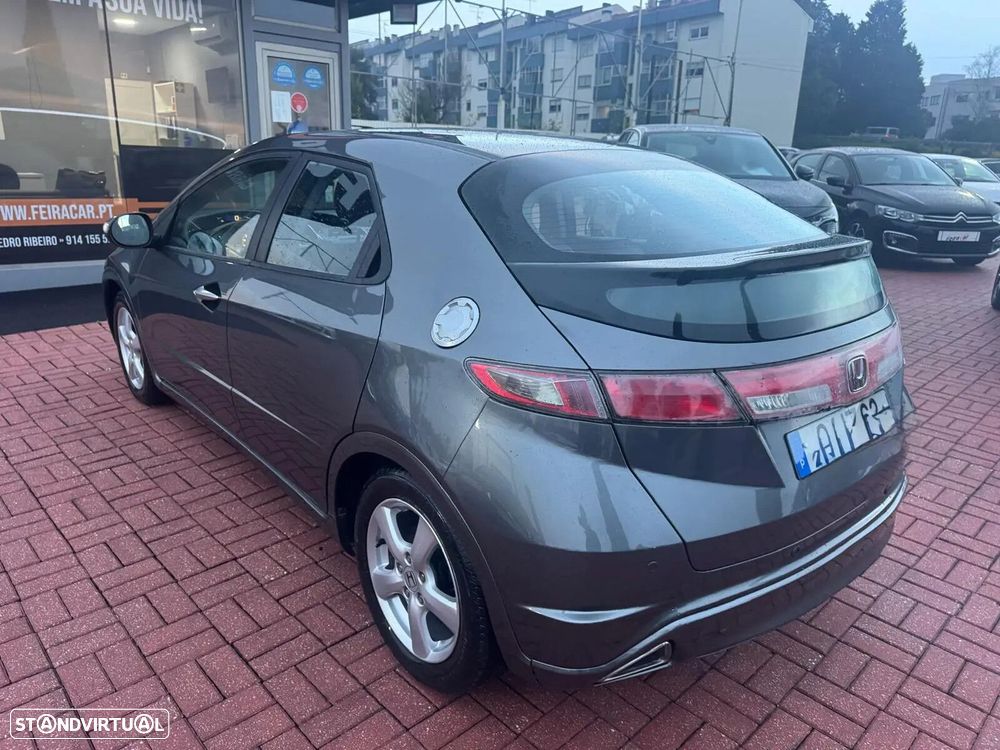 Honda Civic 1.4 i-VTEC Sport - 36