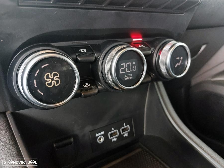 Renault Captur 1.0 TCe Intens Bi-Fuel — fotografia 35