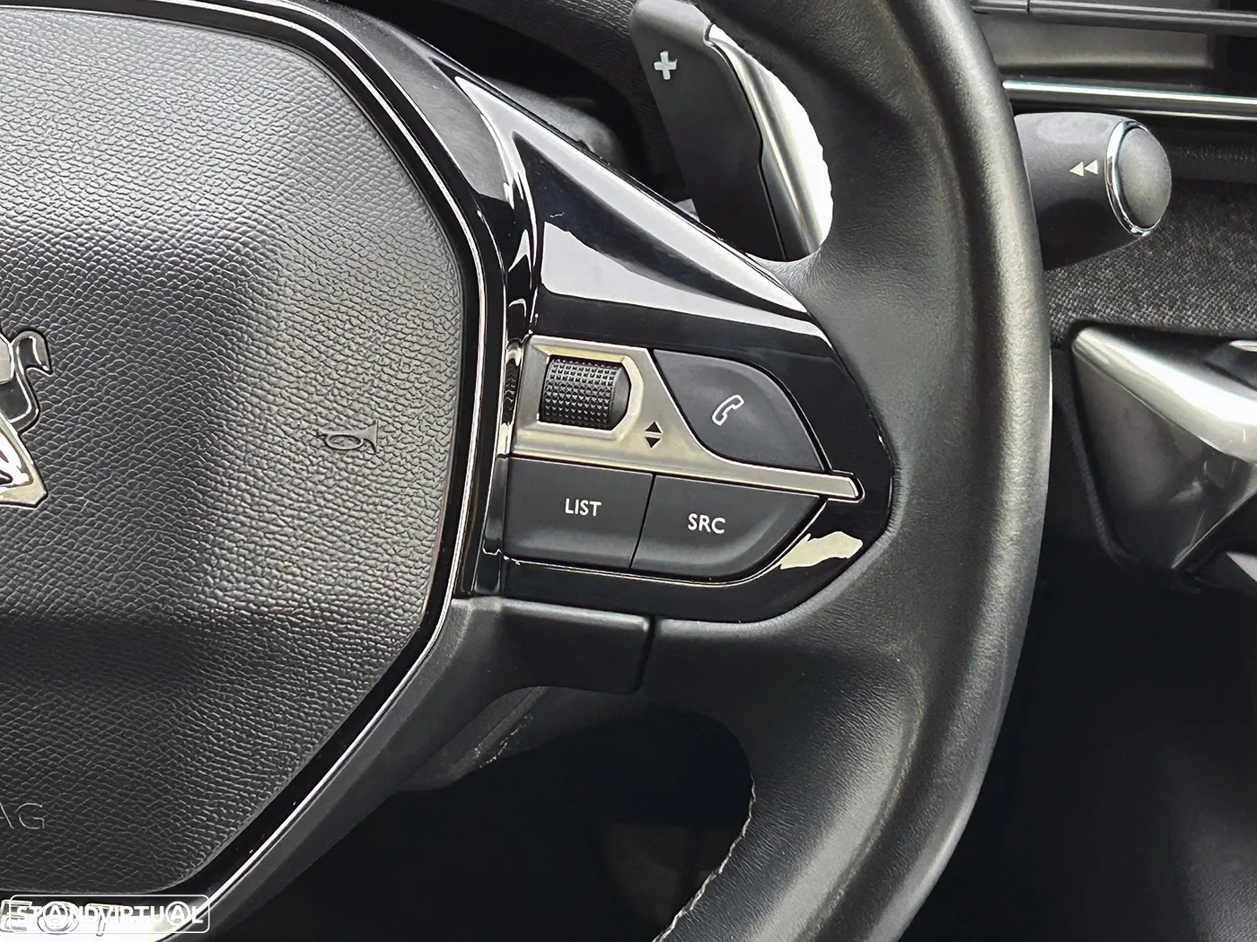Peugeot 3008 1.6 Hybrid4 Allure Pack e-EAT8 - 23
