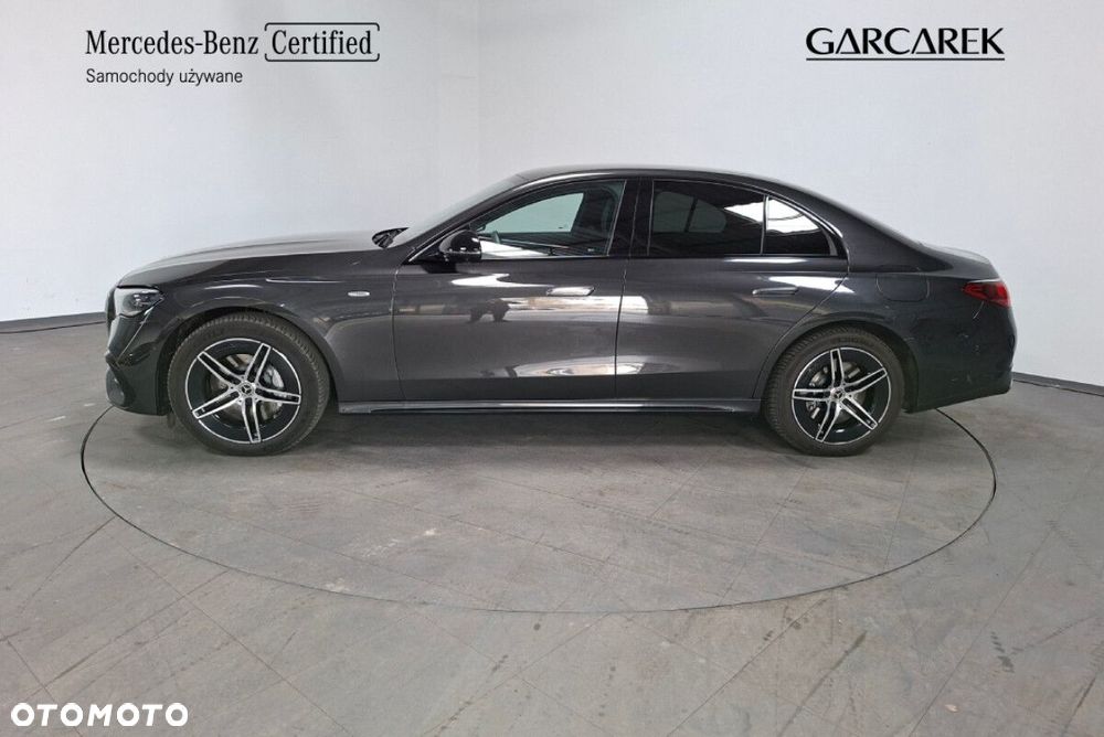 Mercedes-Benz Klasa E - 9