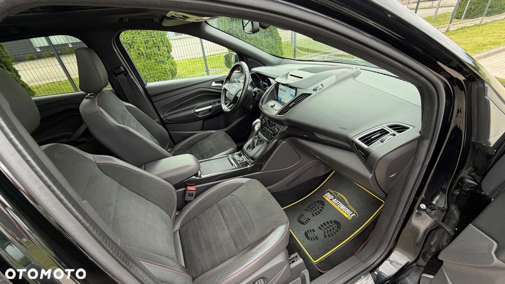 Ford Kuga 1.5 EcoBlue ST-LINE - 31