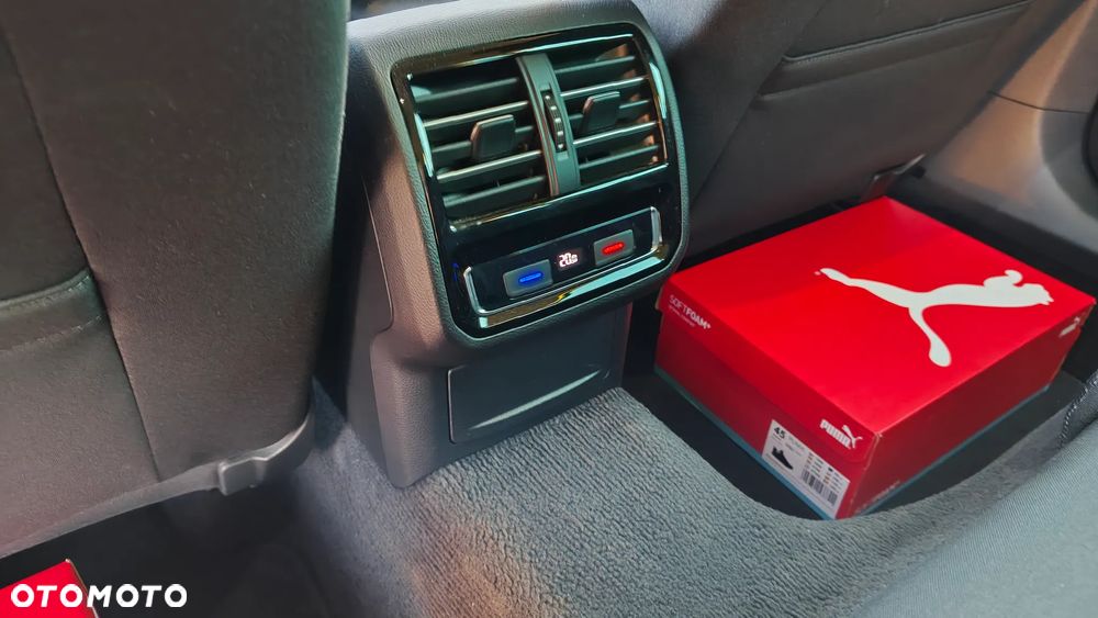 Volkswagen Passat 2.0 TDI BMT Comfortline DSG - 32