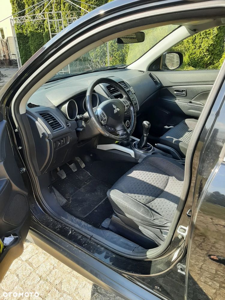Mitsubishi ASX 1.6 Inform - 34